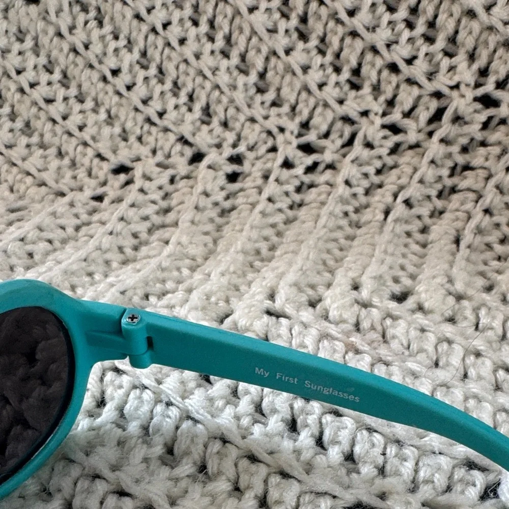 BIB-ON Sunglasses are Bendy and flexible (My first Sunglasses)Teal Aviator